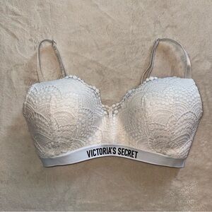 Victoria's Secret Cream Lace Bra No Wire 32DD